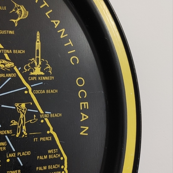 Vintage Walt Disney World Florida Souvenir Metal Tray - Picture 4 of 6